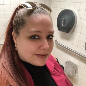 Meet your Posher, Christine